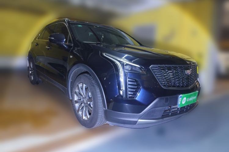 Used Cadillac XT4 2020 Revised Version 28T Two-Wheel Drive Leading Edition Front Right 45 Deg