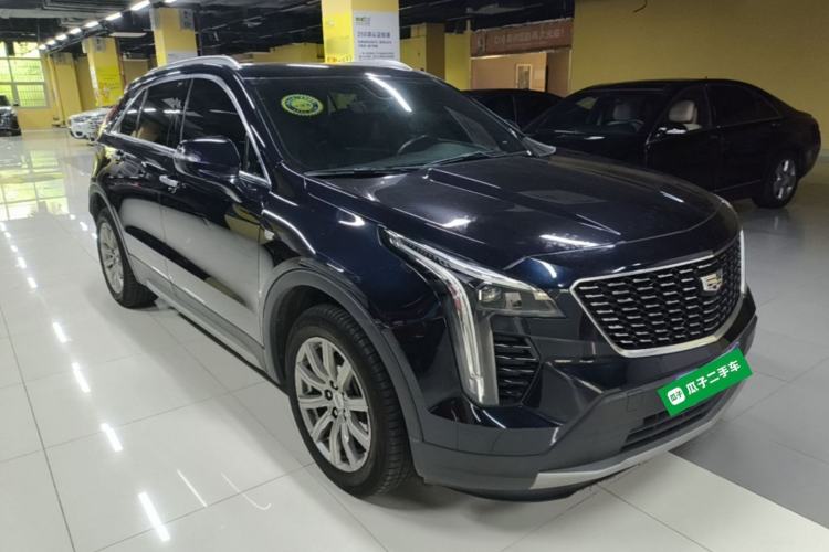 Used Cadillac XT4 2020 Revised Version 28T Two-Wheel Drive Leading Edition Front Right 45 Deg