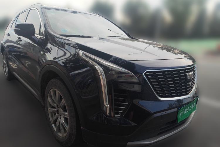Used Cadillac XT4 2020 Revised Version 28T Two-Wheel Drive Leading Edition Front Right 45 Deg