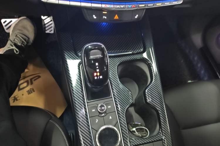 Used Cadillac XT4 2020 28T Two-Wheel-Drive Leading Version Gear Lever