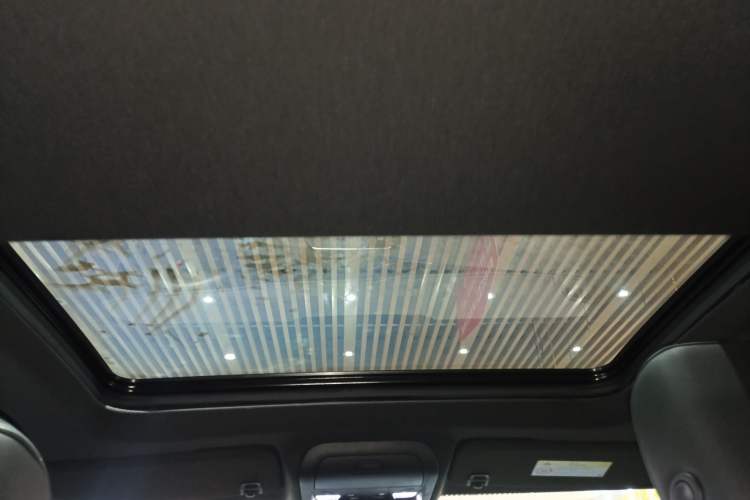 Used Cadillac XT4 2020 Revised Version 28T Two-Wheel Drive Tech Edition Headliner