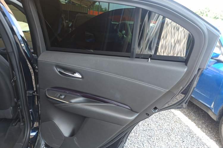 Used Cadillac XT4 2020 Revised Version 28T Two-Wheel Drive Tech Edition Interior 6