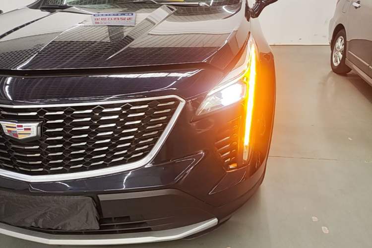 Used Cadillac XT4 2020 Revised Version 28T Two-Wheel Drive Leading Edition Left Front Headlight