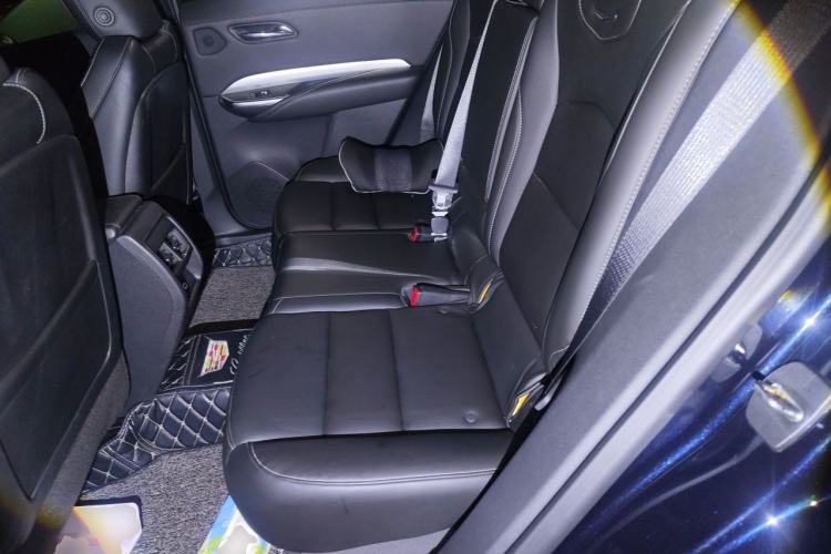 Used Cadillac XT4 2020 Revised Version 28T Two-Wheel Drive Leading Edition Left Rear Seat