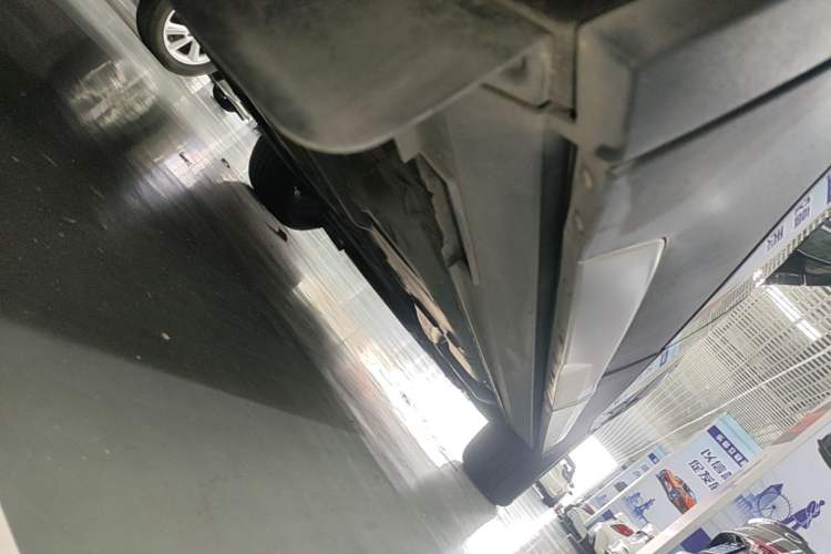 Used Cadillac XT4 2020 Revised Version 28T Two-Wheel Drive Leading Edition Right Side Sill
