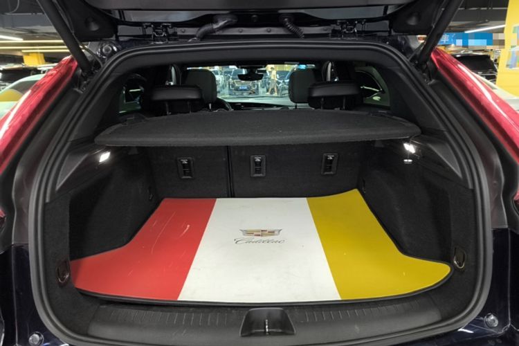 Used Cadillac XT4 2020 Revised Version 28T Two-Wheel Drive Tech Edition Trunk
