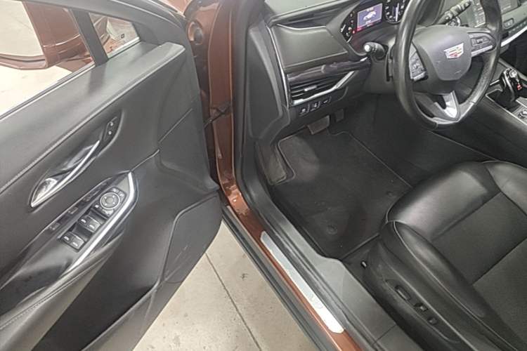 Used Cadillac XT4 2020 Revised Version 28T Two-Wheel Drive Tech Edition Driver Seat