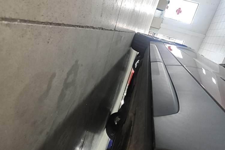 Used Cadillac XT4 2020 Revised Version 28T Two-Wheel Drive Tech Edition Left Side Sill