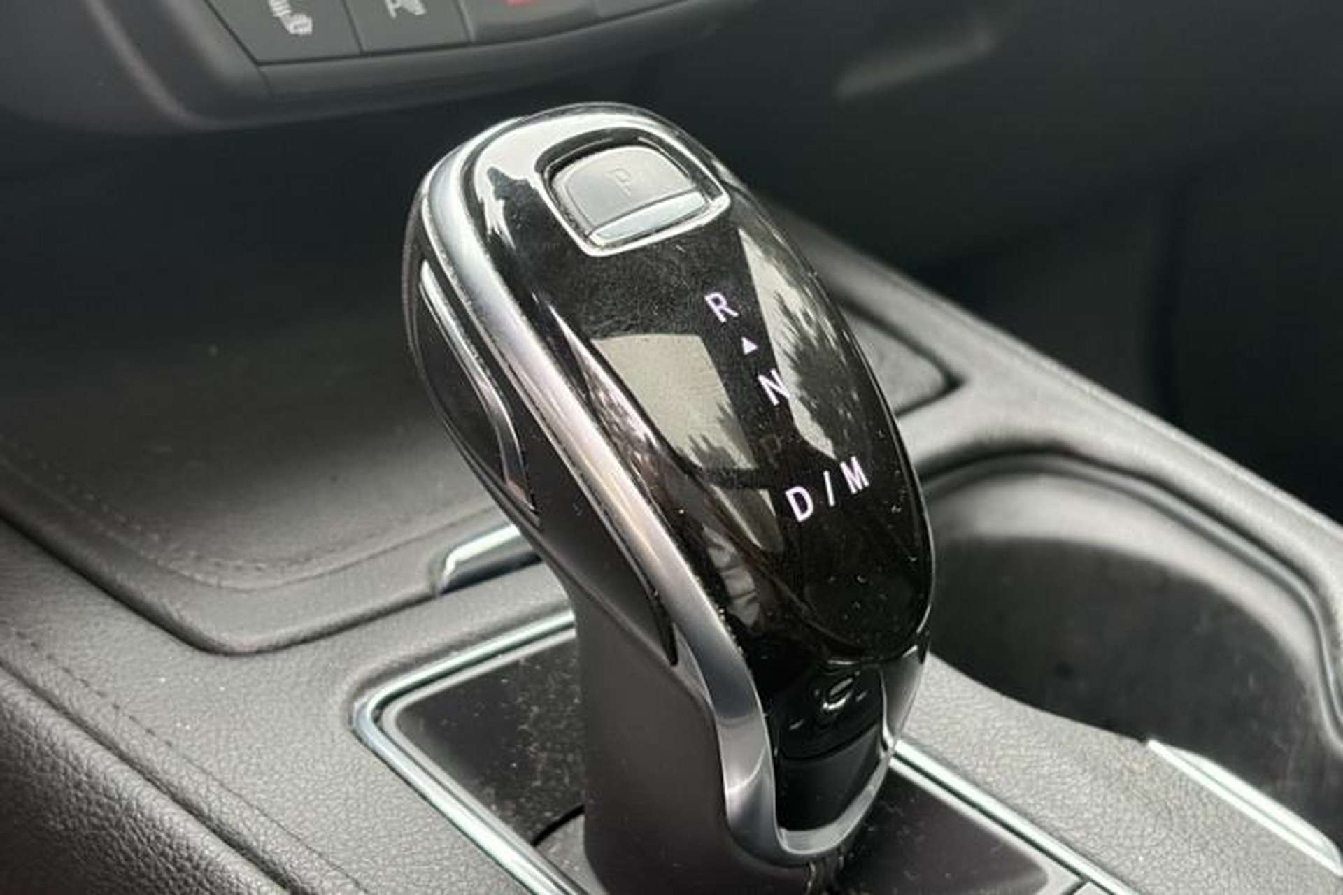Used Cadillac XT4 2020 Revised Version 28T Two-Wheel Drive Leading Edition Gear Lever