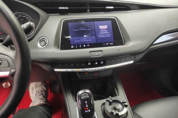 Used Cadillac XT4 2020 Revised Version 28T Two-Wheel Drive Tech Edition Audio And AC Panel