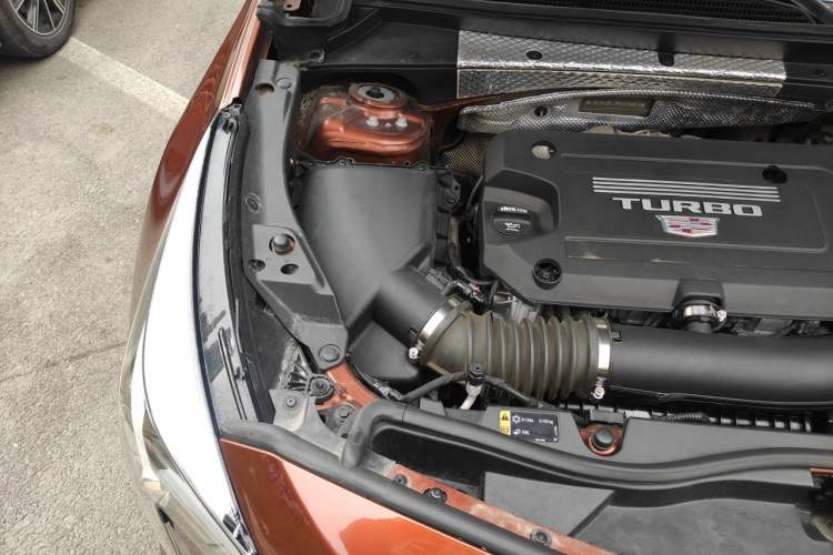 Used Cadillac XT4 2020 Revised Version 28T Two-Wheel Drive Tech Edition Engine Bay Right