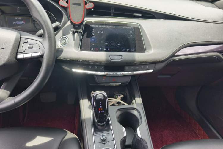 Used Cadillac XT4 2020 Revised Version 28T Two-Wheel Drive Tech Edition Audio And AC Panel