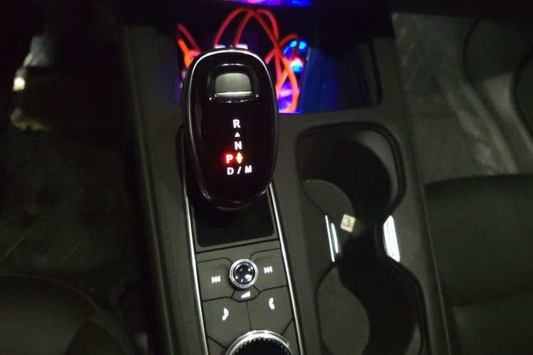 Used Cadillac XT4 2020 28T Two-Wheel-Drive Leading Version Gear Lever
