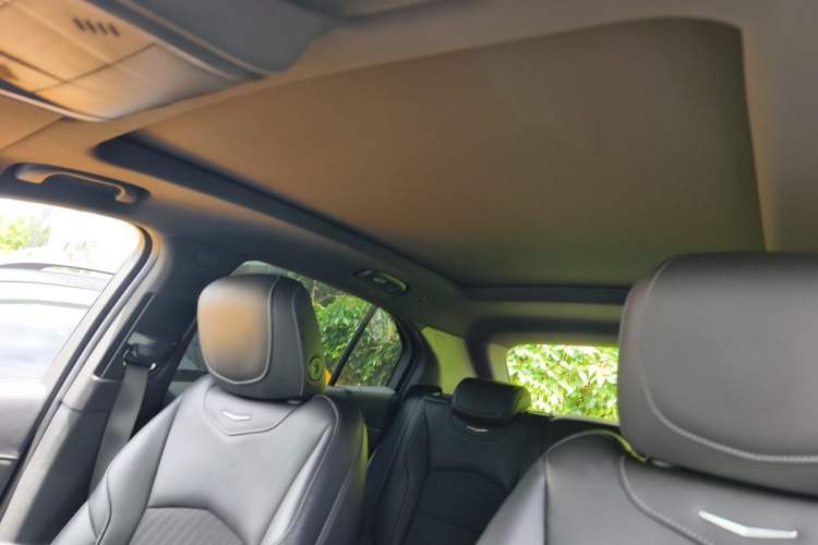 Used Cadillac XT4 2020 Revised Version 28T Two-Wheel Drive Tech Edition Headliner