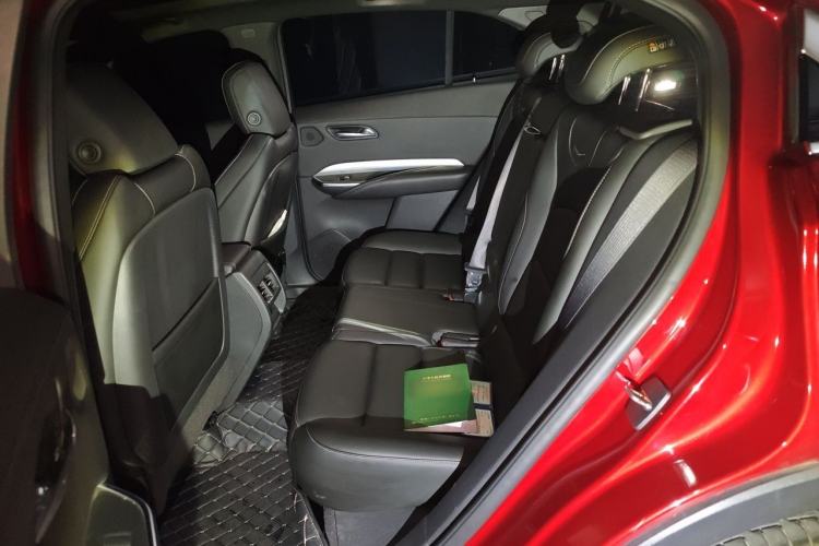 Used Cadillac XT4 2020 28T Two-Wheel-Drive Leading Version Left Rear Seat