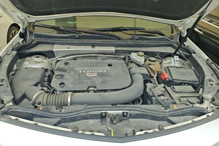 Used Cadillac XT4 2020 Revised Version 28T Two-Wheel Drive Leading Edition Engine Bay