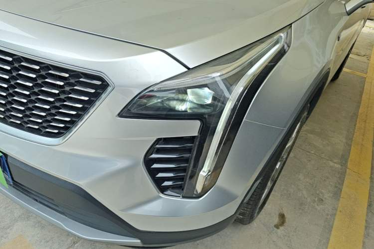 Used Cadillac XT4 2020 Revised Version 28T Two-Wheel Drive Leading Edition Left Front Headlight
