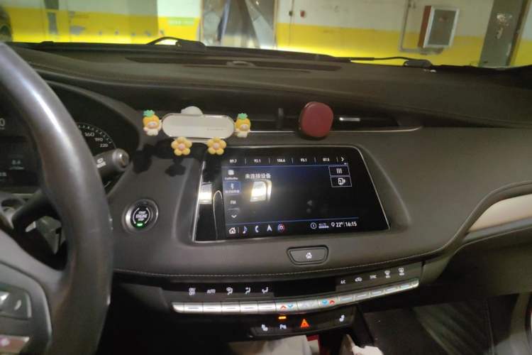 Used Cadillac XT4 2020 Revised Version 28T Two-Wheel Drive Leading Edition Audio And AC Panel