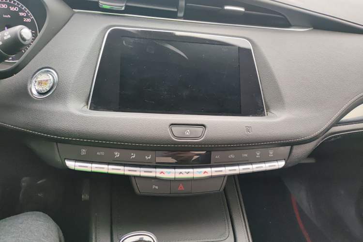 Used Cadillac XT4 2020 Revised Version 28T Two-Wheel Drive Tech Edition Audio And AC Panel