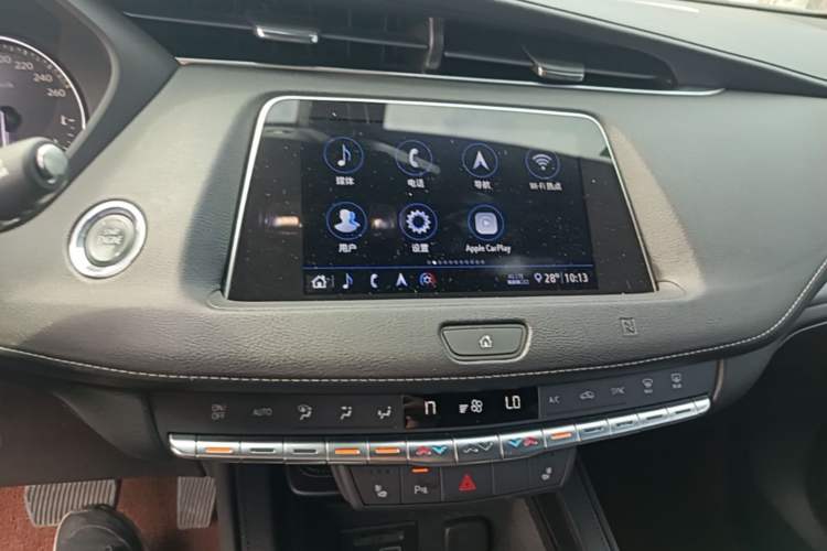 Used Cadillac XT4 2020 28T Two-Wheel-Drive Leading Version Audio And AC Panel