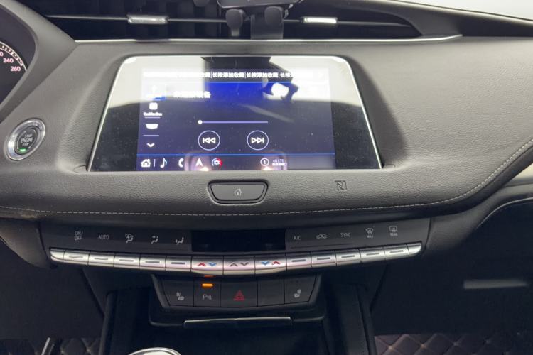 Used Cadillac XT4 2020 28T Two-Wheel-Drive Leading Version Audio And AC Panel