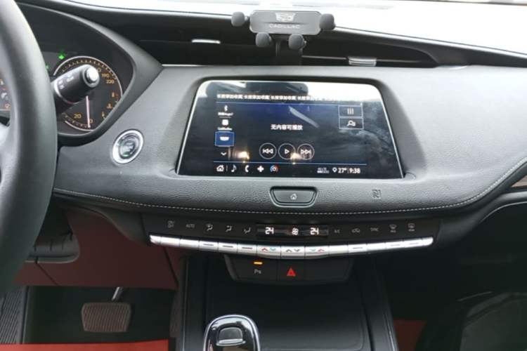 Used Cadillac XT4 2020 Revised Version 28T Two-Wheel Drive Tech Edition Audio And AC Panel