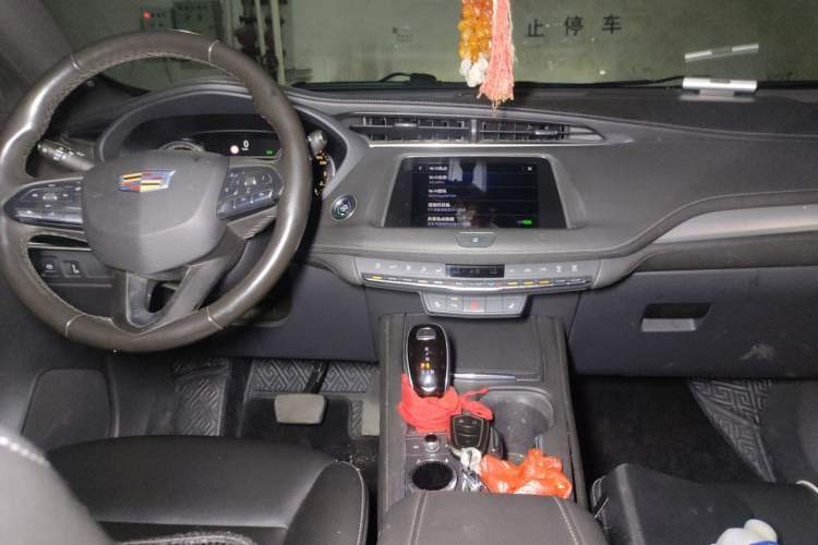 Used Cadillac XT4 2020 Revised Version 28T Two-Wheel Drive Leading Edition Audio And AC Panel