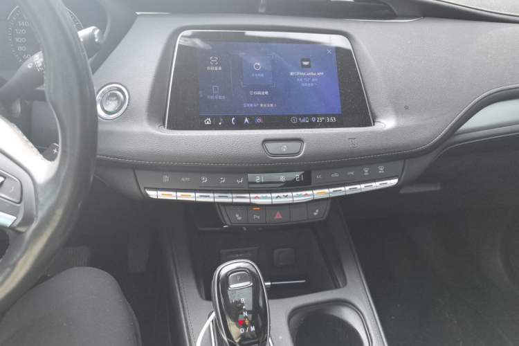 Used Cadillac XT4 2020 28T Two-Wheel-Drive Leading Version Audio And AC Panel