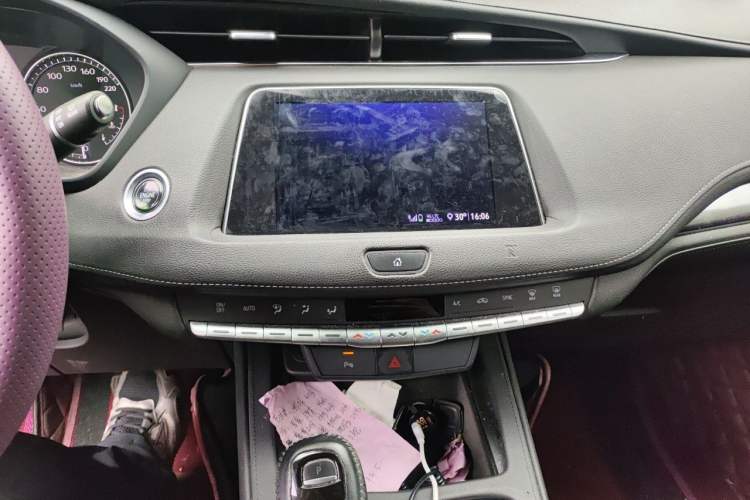 Used Cadillac XT4 2020 Revised Version 28T Two-Wheel Drive Tech Edition Audio And AC Panel