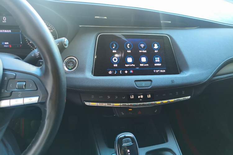 Used Cadillac XT4 2020 Revised Version 28T Two-Wheel Drive Luxury Edition Audio And AC Panel