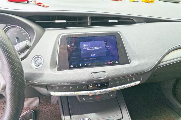Used Cadillac XT4 2020 28T Two-Wheel-Drive Leading Version Audio And AC Panel
