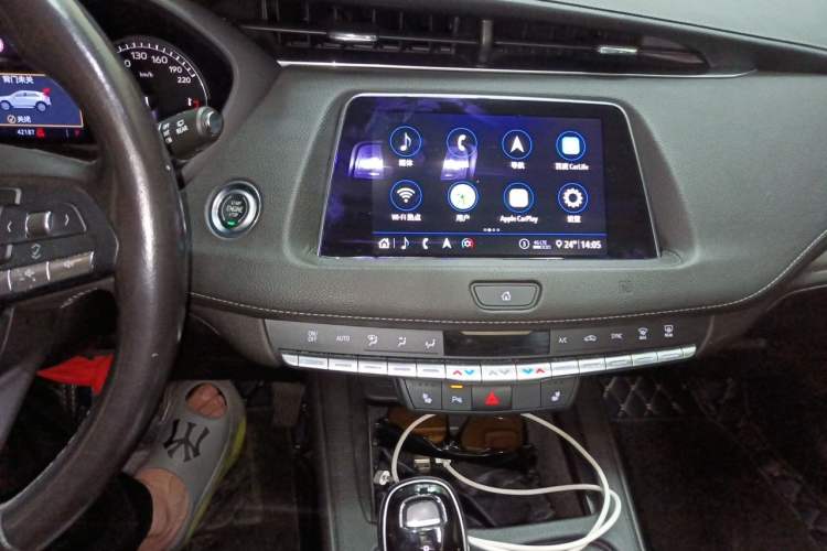 Used Cadillac XT4 2020 Revised Version 28T Two-Wheel Drive Leading Edition Audio And AC Panel