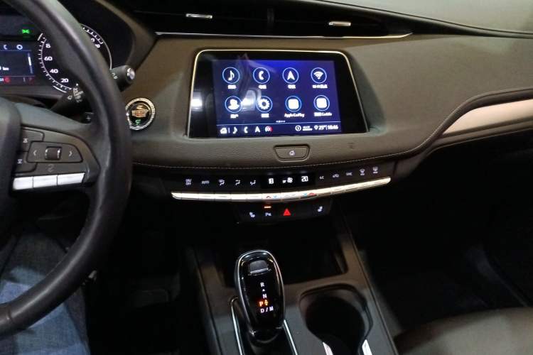 Used Cadillac XT4 2020 Revised Version 28T Two-Wheel Drive Leading Edition Audio And AC Panel