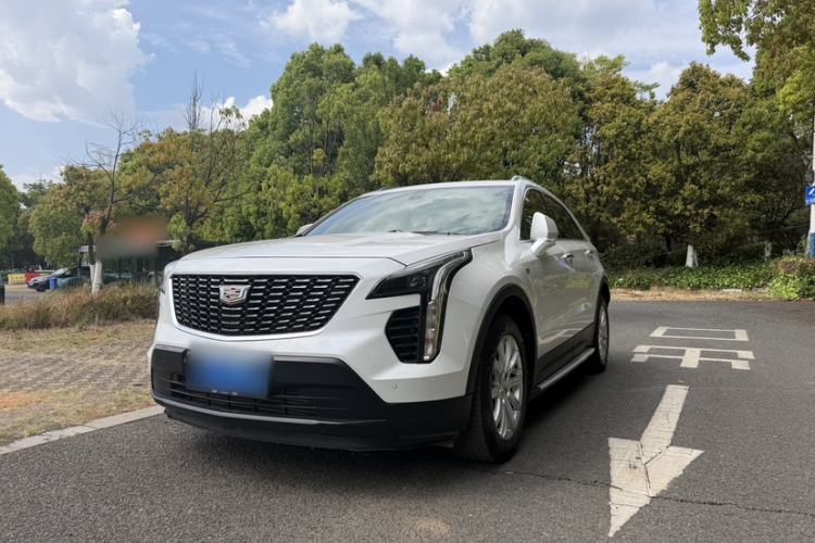 Used Cadillac XT4 2020 Revised Version 28T Two-Wheel Drive Tech Edition Guazi used car, China used car export, Used car for sale, Used Cadillac cars, Cheapest cars for sale