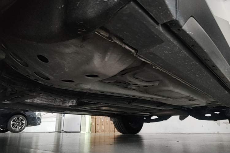 Used Cadillac XT4 2020 28T Two-Wheel-Drive Leading Version Chassis Front Left