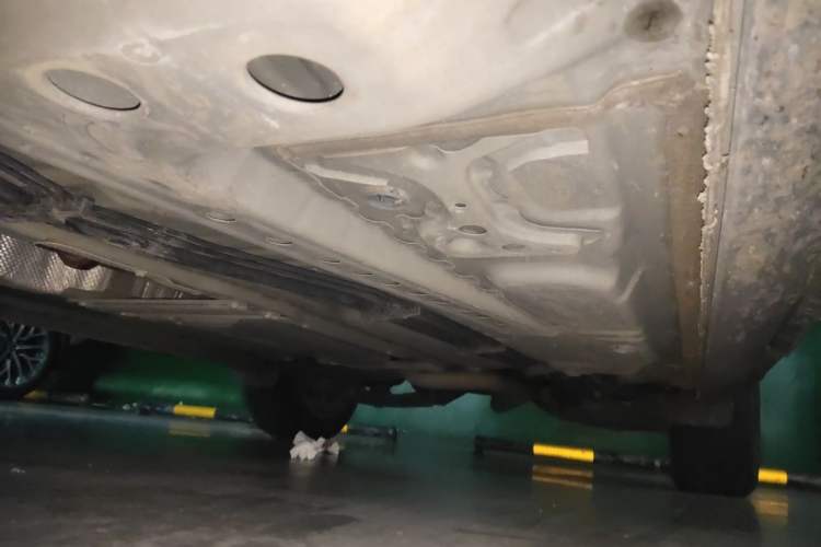 Used Cadillac XT4 2020 Revised Version 28T Two-Wheel Drive Tech Edition Chassis Front Left