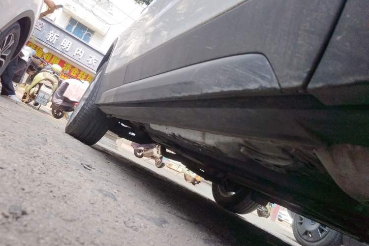 Used Cadillac XT4 2020 28T Two-Wheel Drive Tech Version Chassis Front Right