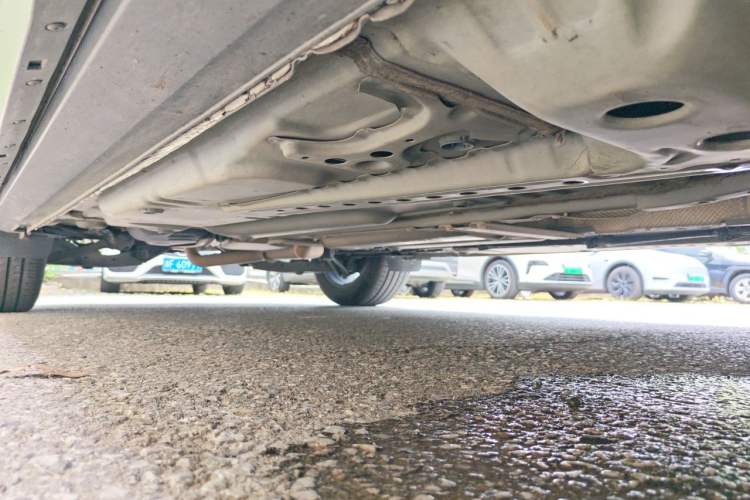 Used Cadillac XT4 2020 28T Two-Wheel-Drive Leading Version Chassis Front Right