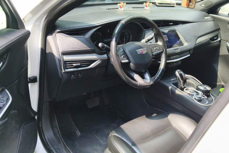 Used Cadillac XT4 2020 28T Two-Wheel-Drive Leading Version Driver Seat