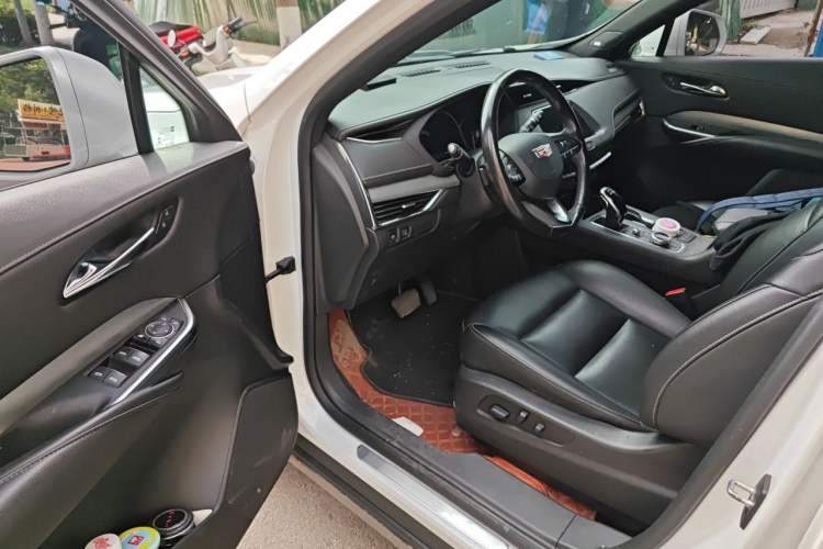 Used Cadillac XT4 2020 28T Two-Wheel-Drive Luxury Version Driver Seat