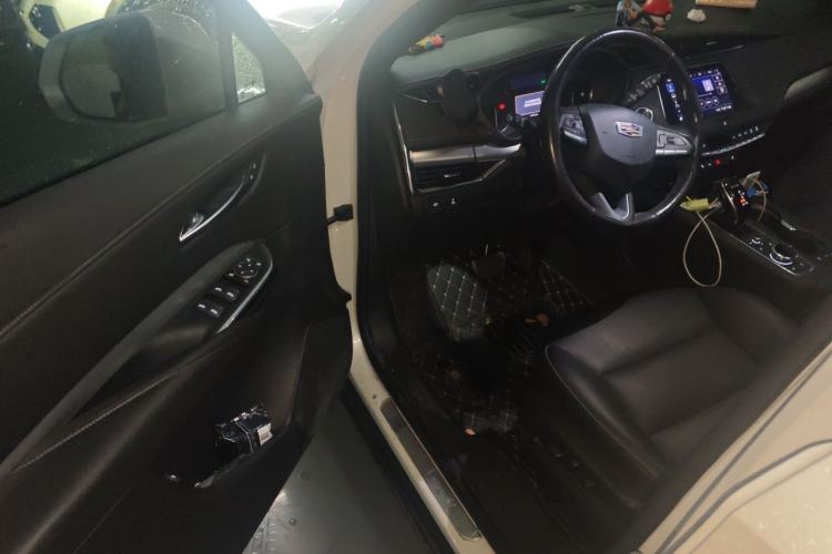 Used Cadillac XT4 2020 Revised Version 28T Two-Wheel Drive Leading Edition Driver Seat
