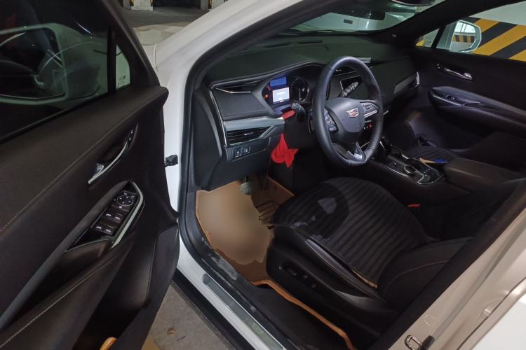 Used Cadillac XT4 2020 28T Four-Wheel Drive Leading Edition Driver Seat