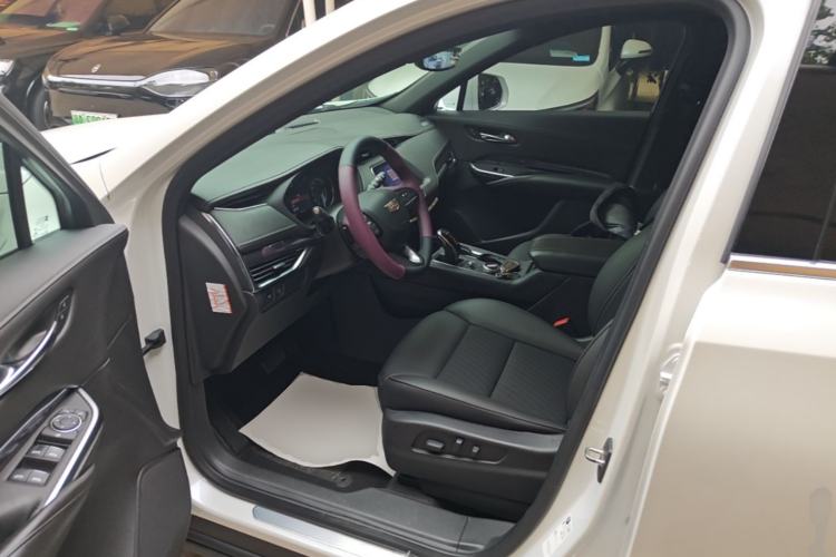 Used Cadillac XT4 2020 Revised Version 28T Two-Wheel Drive Tech Edition Driver Seat