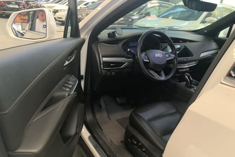 Used Cadillac XT4 2020 Revised Version 28T Two-Wheel Drive Leading Edition Driver Seat