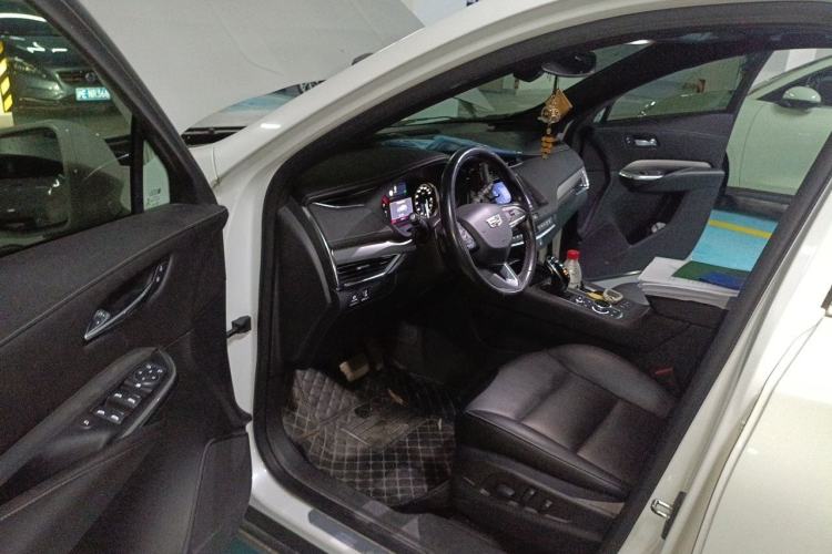 Used Cadillac XT4 2020 28T Two-Wheel-Drive Leading Version Driver Seat