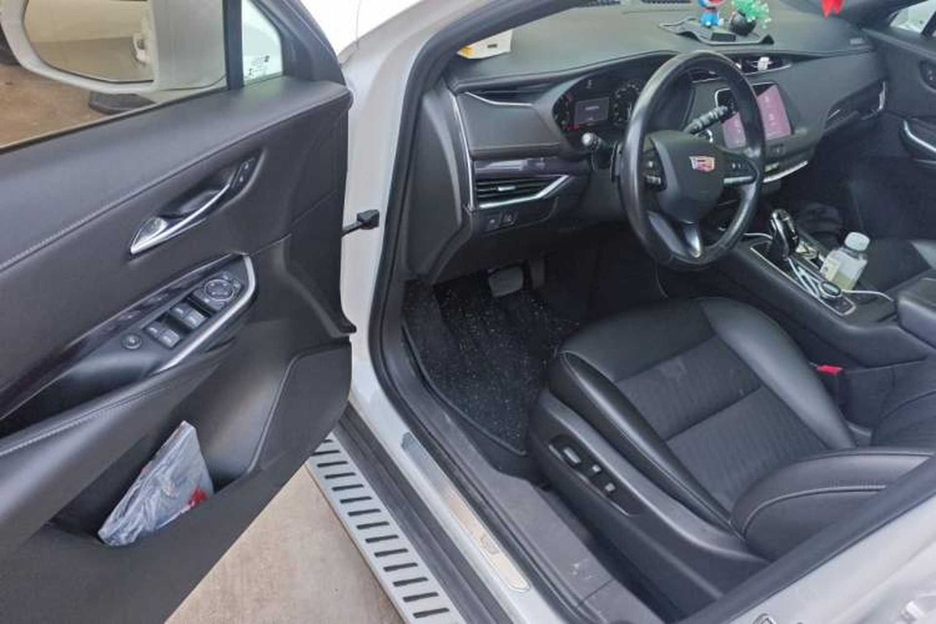 Used Cadillac XT4 2020 Revised Version 28T Two-Wheel Drive Tech Edition Driver Seat