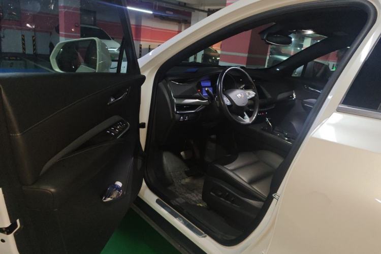Used Cadillac XT4 2020 28T Two-Wheel-Drive Luxury Version Driver Seat