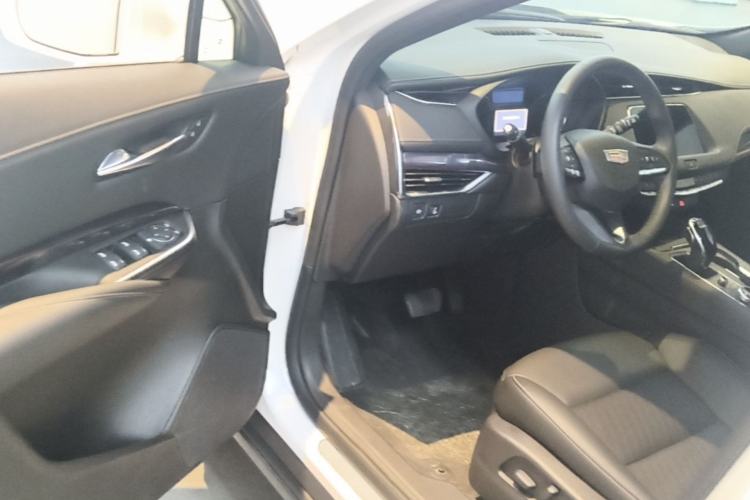 Used Cadillac XT4 2020 Revised Version 28T Two-Wheel Drive Tech Edition Driver Seat