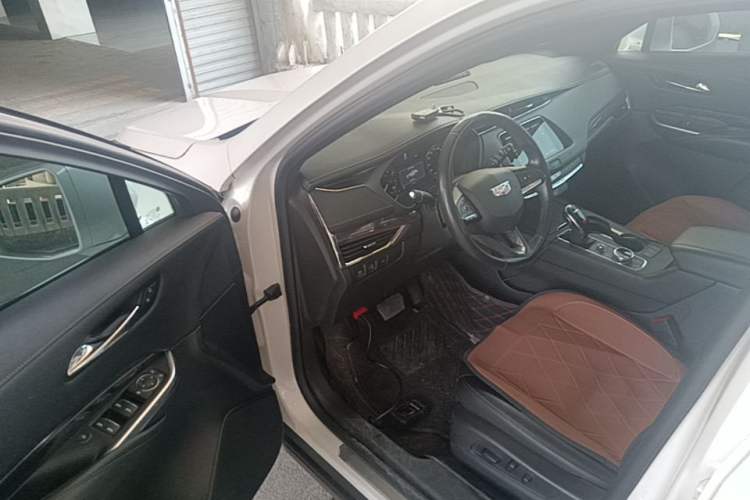 Used Cadillac XT4 2020 Revised Version 28T Two-Wheel Drive Tech Edition Driver Seat