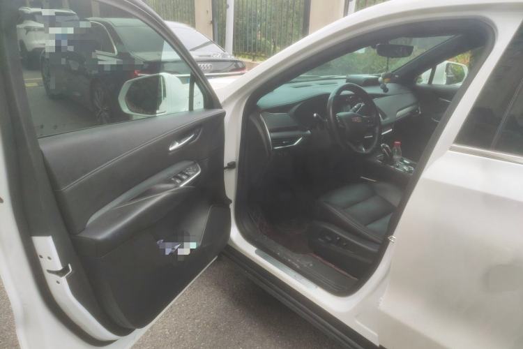 Used Cadillac XT4 2020 28T Two-Wheel-Drive Leading Version Driver Seat